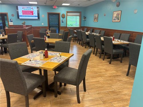 7-4330 Lehigh Dr, Walnutport, PA, 18088-9524 | Card Image
