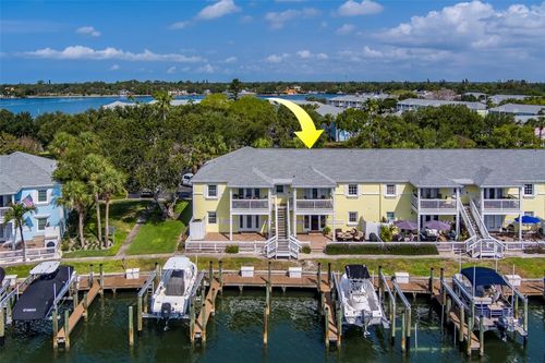 apt-c-5196 Beach Dr Se, ST PETERSBURG, FL, 33705-4876 | Card Image