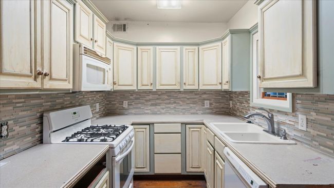 820 E. LAUREL AVE | Image 25