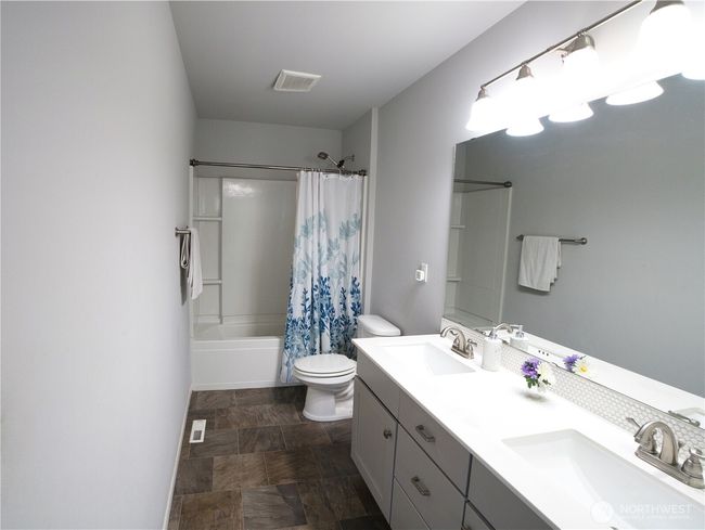 17916 38 Th Dr Se, House other with 3 bedrooms, 3 bathrooms and null parking in Bothell WA | Image 19