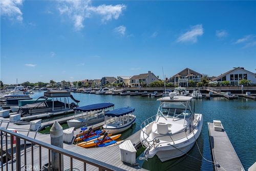 3442 Windspun Dr, Huntington Beach, CA, 92649 | Card Image