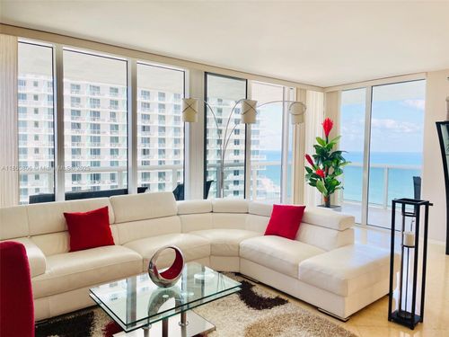 apt-3410-1800 S Ocean Dr, Hallandale Beach, FL, 33009-7730 | Card Image