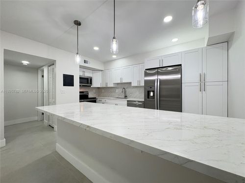 apt-g107-7913 Sw 104th St, Miami, FL, 33156-3656 | Card Image