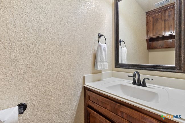 2034 Falling Leaf Ln, House other with 4 bedrooms, 3 bathrooms and null parking in Harker Heights TX | Image 16