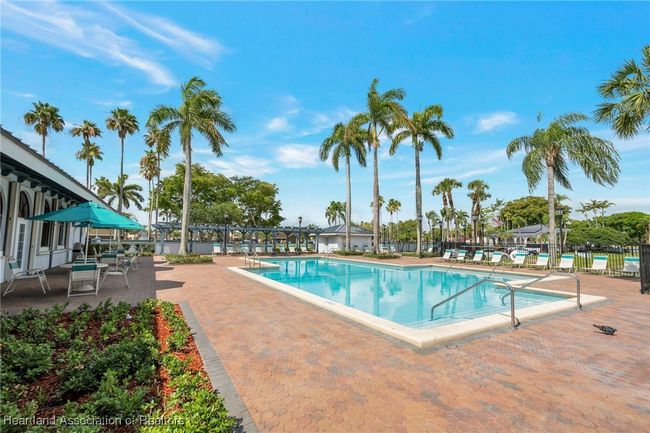 5-20 - 18210 Mediterranean Blvd, Condo with 2 bedrooms, 2 bathrooms and null parking in Hialeah FL | Image 21