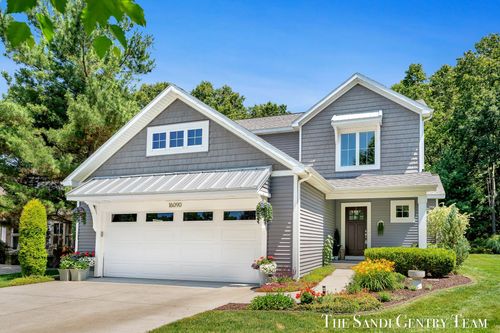16090 Heron Dr, Spring Lake, MI, 49456-8867 | Card Image