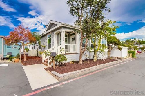 spc-134-699 N Vulcan Ave, Encinitas, CA, 92024-2135 | Card Image