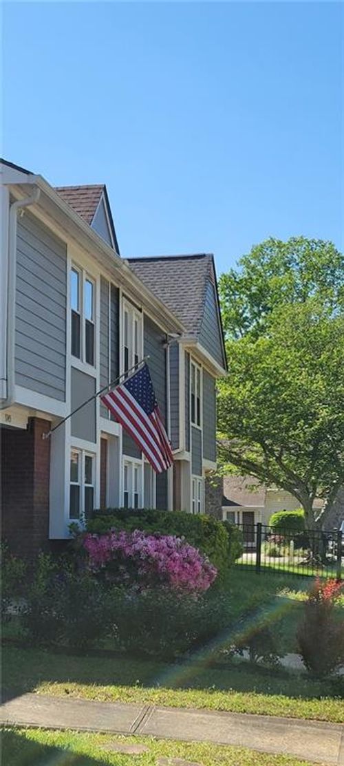 1145 Berkley Dr Se, Smyrna, GA, 30082-3100 | Card Image