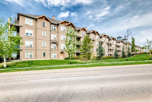 111-207 Sunset Dr, Cochrane, AB, T4C0H7 | Card Image