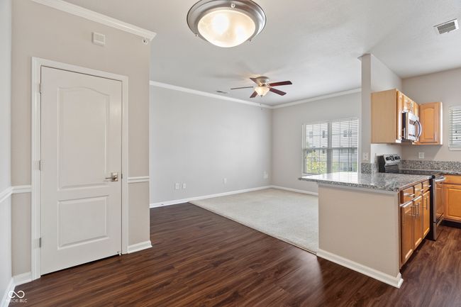 APT-2C - 12926 University Cres, Condo with 1 bedrooms, 1 bathrooms and null parking in Carmel IN | Image 5