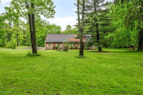 13443 Lakewood Dr, Chesterland, OH, 44026-3536 | Card Image