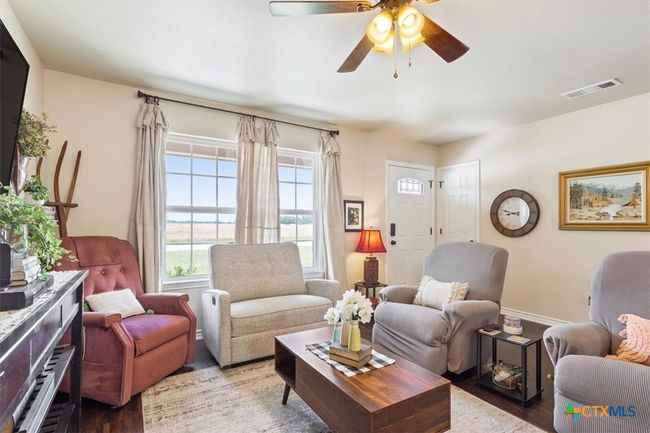 315 S Hackberry Rd, House other with 3 bedrooms, 2 bathrooms and null parking in Holland TX | Image 7