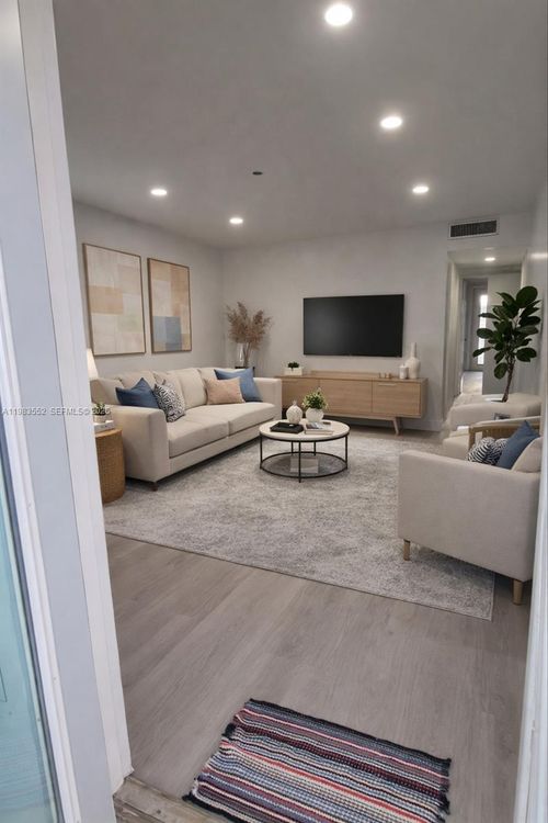 apt-310-455 Golden Isles Dr, Hallandale Beach, FL, 33009-7569 | Card Image