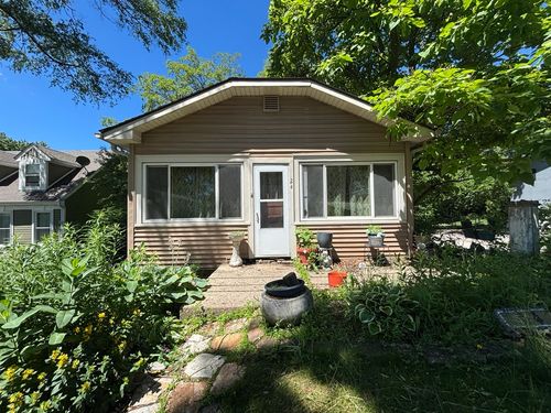 24 S Hickory Avenue, Fox Lake, IL, 60020 | Card Image