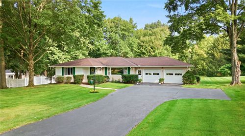 3595 Ridgewood Dr, Hermitage, PA, 16148-3158 | Card Image