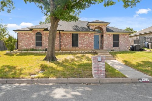 406 Fall Cedar Dr, Fort Worth, TX, 76108-3796 | Card Image