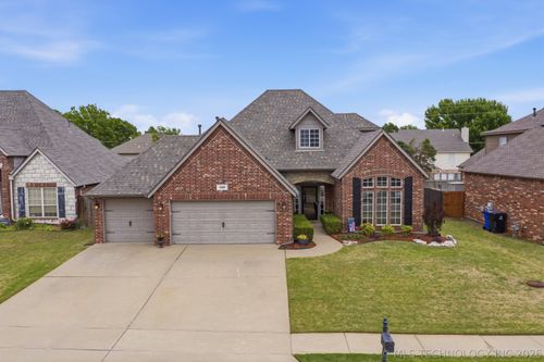 1005 S Yellowood Pl W, Broken Arrow, OK, 74012 | Card Image