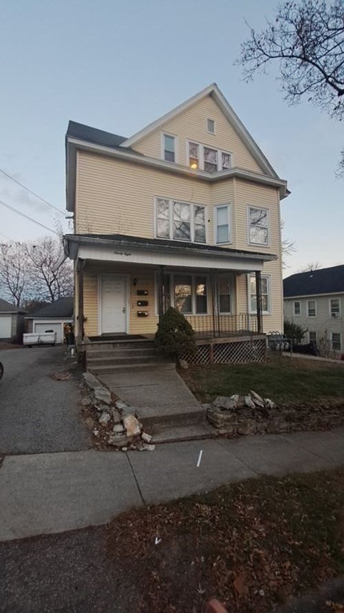 apt-2-98 Brookline St, Worcester, MA, 01603-1594 | Card Image