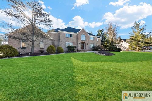 21 Drinking Brook Rd, Monmouth Junction, NJ, 08852-2801 | Card Image