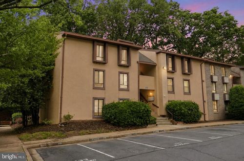22c-2231 Castle Rock Sq, RESTON, VA, 20191-2211 | Card Image