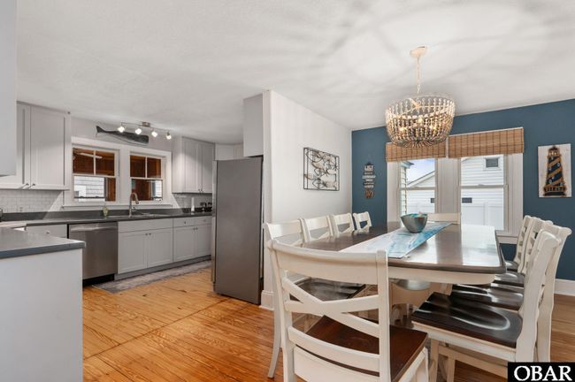 300 S Virginia Dare Trl, House other with 4 bedrooms, 2 bathrooms and null parking in Kill Devil Hills NC | Image 11