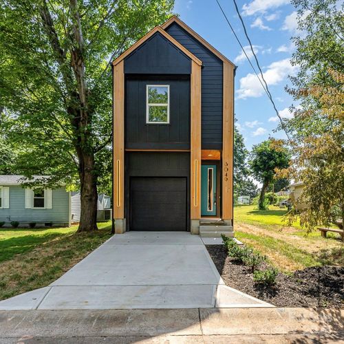 3049 Reid Ave, Charlotte, NC, 28208-7113 | Card Image