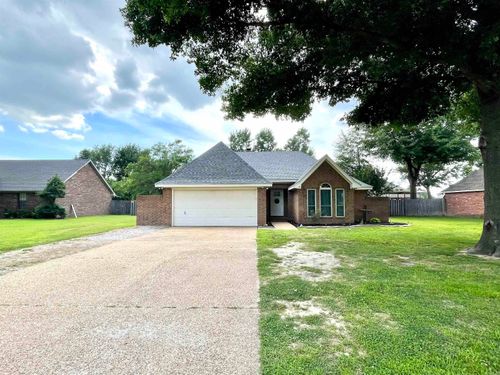 300 N Willow Ave, Trumann, AR, 72472-2005 | Card Image