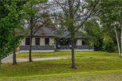 125 Savicky Dr, Espanola, ON, P5E1N3 | Card Image