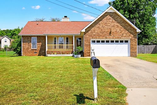 1031 Summerhaven Rd, Clarksville, TN, 37042-4798 | Card Image