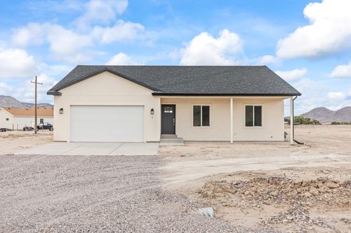 1 E 800 S, Richfield, UT, 84701-3109 | Card Image
