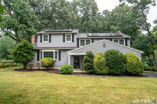 20 Munnisunk Dr, Simsbury, CT, 06070-1260 | Card Image