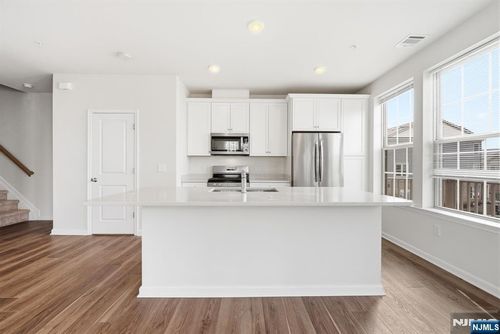 3 Arnold Drive, Wood Ridge, NJ, 07075 | Card Image