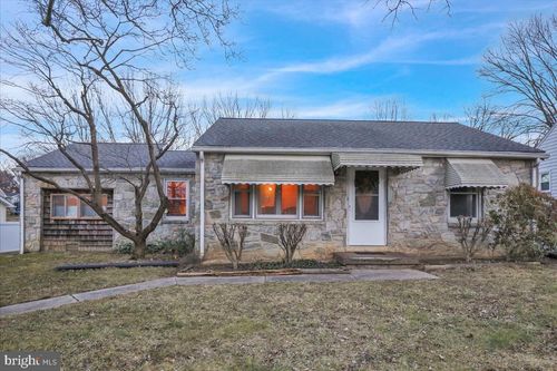 329 Dahlia Rd, LANCASTER, PA, 17602-4003 | Card Image