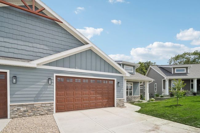 6479 Ridge View Way, Condo with 2 bedrooms, 2 bathrooms and null parking in Deforest WI | Image 4