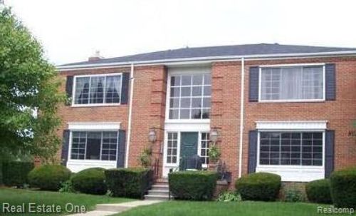 780 E Fox Hills Dr, Bloomfield Hills, MI, 48304-1306 | Card Image