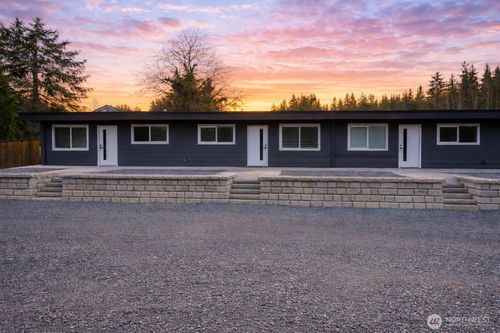 a-7820 64th Street Se, Snohomish, WA, 98290 | Card Image