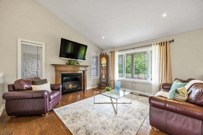 245327 5 Sideroad, House other with 5 bedrooms, 4 bathrooms and 8 parking in Amaranth ON | Image 8