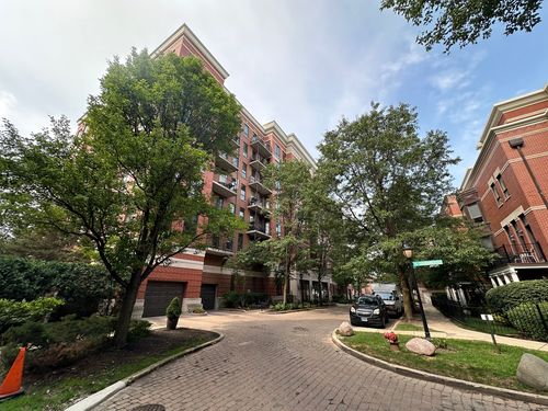 408-343 W Old Town Ct, Chicago, IL, 60610-7693 | Card Image