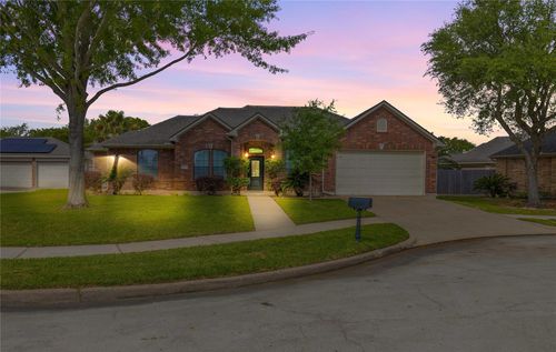 4223 Bear Creek Trce, Baytown, TX, 77521-3098 | Card Image