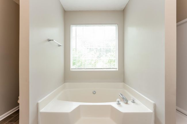 6401 Alford Cir, House other with 3 bedrooms, 3 bathrooms and null parking in Lithonia GA | Image 11