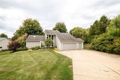 6142 Cheryl Pl, Concord Township, OH, 44077-2417 | Card Image