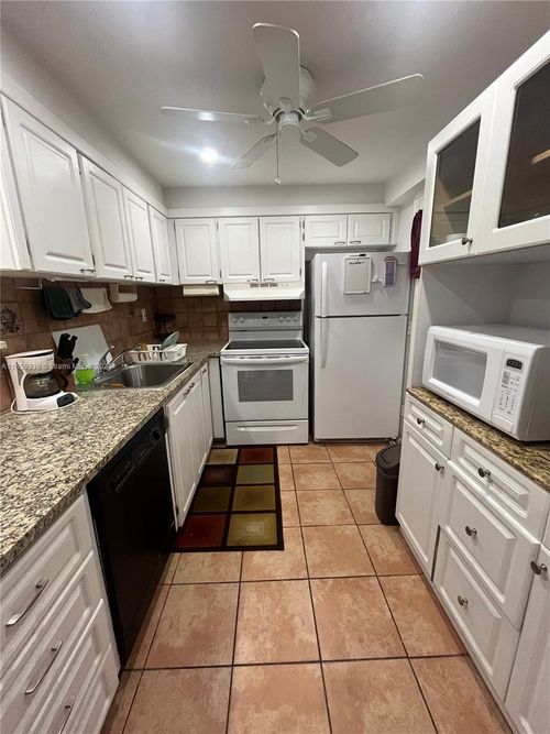 apt-103-16901 Ne 13th Ave, Miami, FL, 33162-2711 | Card Image