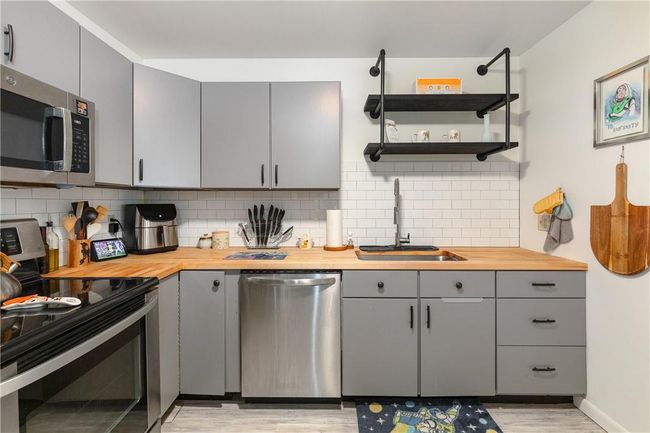 Updated Kitchen | Image 4