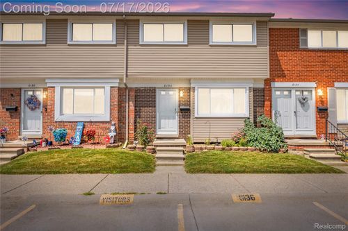 8136 Busko St, Warren, MI, 48093-2807 | Card Image