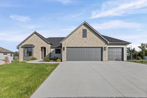 4700 Stayton Ferry Loop, COLUMBIA, MO, 65201-5107 | Card Image
