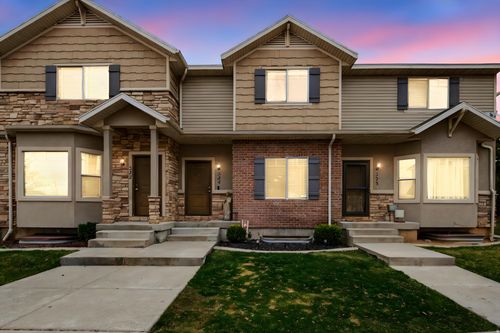 524-490 E 700 S, Clearfield, UT, 84015-1781 | Card Image