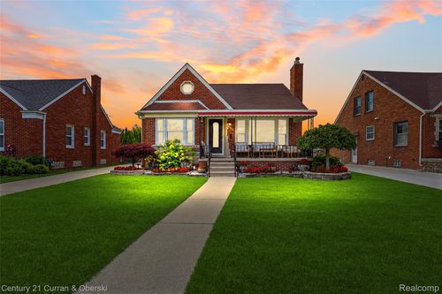 6233 Oakman Blvd, Dearborn, MI, 48126-2311 | Card Image