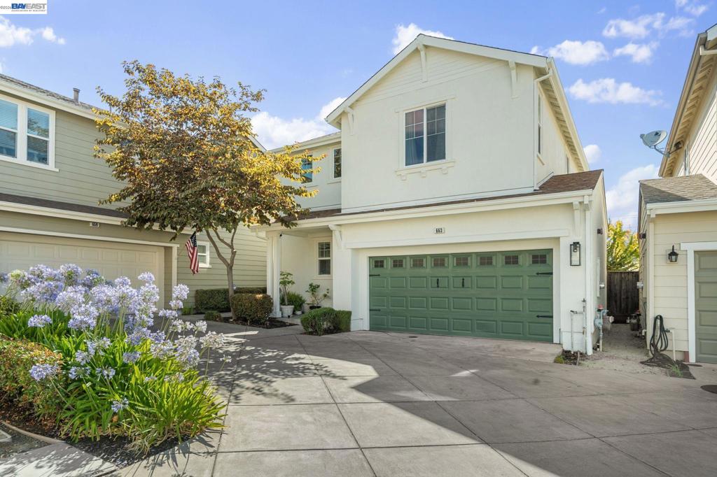 Residential in Martinez