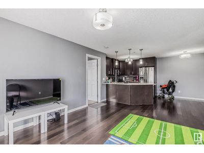 305 - 2203 44 Ave Nw, Condo with 2 bedrooms, 2 bathrooms and null parking in Edmonton AB | Image 3