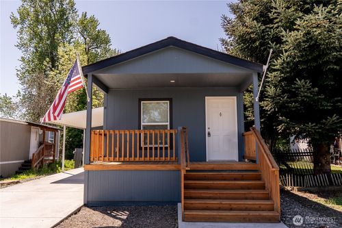 14-5600 Mt Solo Rd, Longview, WA, 98632-9483 | Card Image